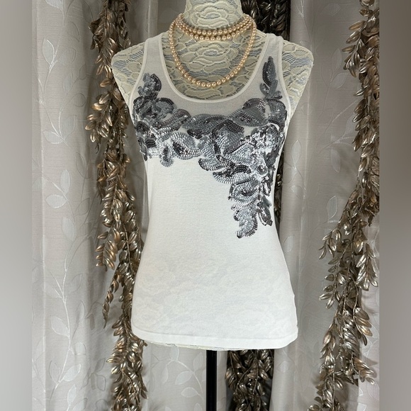 APT. 9 Women’s Small White Sequin Tank Top - Glam Chic Style Floral  Festival - Picture 1 of 8